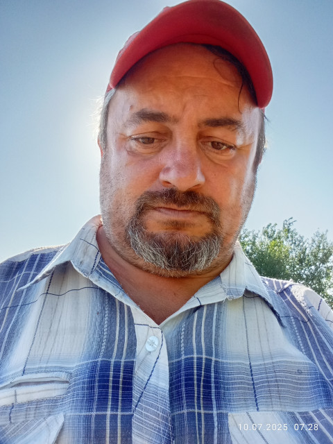 Евгений, Россия, Серафимович, 44 года. Познакомлюсь с женщиной для любви и серьезных отношений, брака и создания семьи, воспитания детей.  Анкета 895855. 