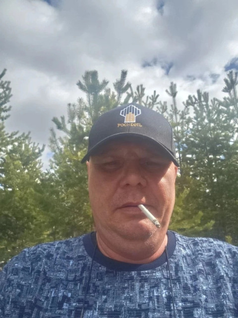 Николай, Гуково, 47 лет, 1 ребенок. Ищу девушку (женщину) для приятного общения и совместных прогулок,а там куда дорожка приведет 😛...  Анкета 895964. 