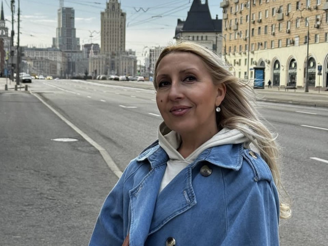Юлия, Москва, 48 лет, 1 ребенок. Познакомлюсь с мужчиной для любви и серьезных отношений.  Анкета 895993. 