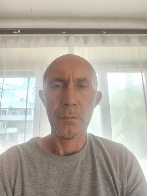 Александр, Россия, Шахты, 51 год, 1 ребенок. О себе ... после знакомства.. Работаю... разведён. Живу один. Всё ок..! )