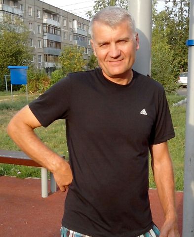 Виталий Гечус, , 64 года, 1 ребенок. на пенсии. но работаю.. веду активный образ жизни.