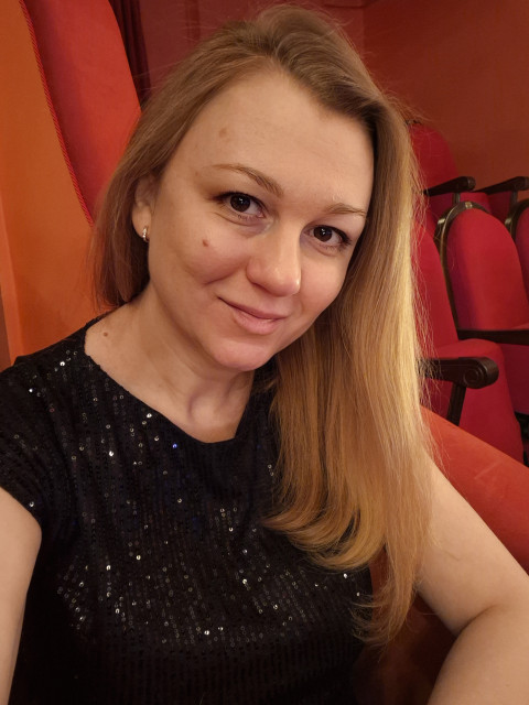 Ольга, Москва, Строгино, 40 лет, 1 ребенок. Познакомлюсь с мужчиной для любви и серьезных отношений, брака и создания семьи, гостевого брака.  Анкета 896717. 