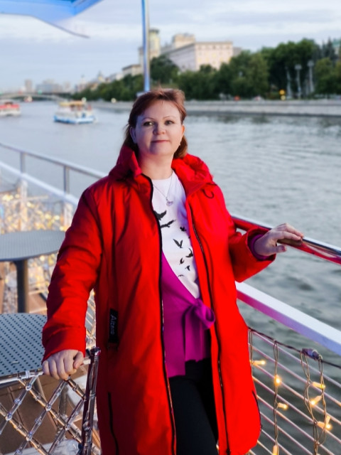 Юлия, Москва, м. Новопеределкино, 47 лет, 2 ребенка. Познакомлюсь с мужчиной для любви и серьезных отношений, брака и создания семьи, дружбы и общения.  Анкета 897313. 