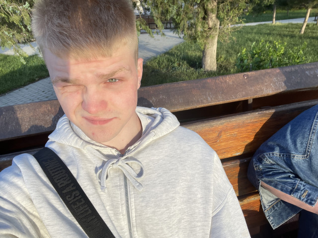 Захар, Россия, Ухта, 18 лет. ищу с кем можно проводить свободное время