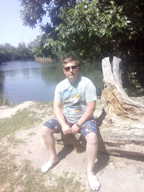 Роман, Россия, Таганрог, 48 лет. Познакомлюсь с женщиной для любви и серьезных отношений, брака и создания семьи, дружбы и общения.  Анкета 897493. 