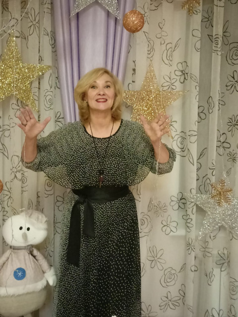 Елена, Россия, Воронеж, 65 лет. Хотелось бы встретить приятного мужчину, примерно моего возраста +, -. Самодостаточного, с юмором, доброго....  Анкета 897826. 