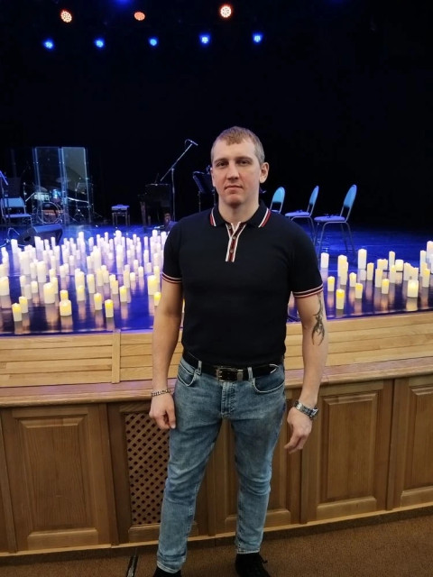 Илья, Сургут, 42 года, 1 фото. Познакомлюсь с женщиной для любви и серьезных отношений, брака и создания семьи.  Анкета 898384. 