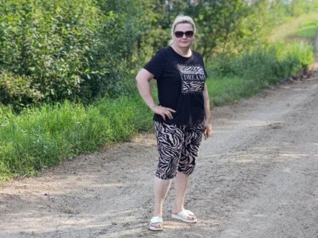 Ольга, Россия, Ярославль, 47 лет, 1 ребенок. Живу во Фрунзенском р-оне г. Ярославля 
Лёгкая на подъём и активная в жизни. Свободного времени к с