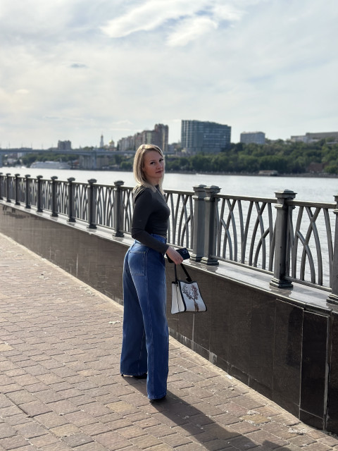 Татьяна, Россия, Зеленоград, 45 лет, 1 ребенок. Познакомлюсь с мужчиной для брака и создания семьи.  Анкета 898578. 