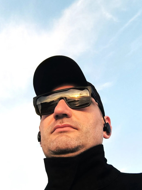 Алексей, Донецк, 39 лет, 1 ребенок. Познакомлюсь с женщиной для дружбы и общения.  Анкета 898757. 
