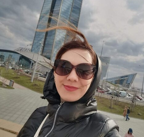 Мария, Москва, м. Арбатская, 38 лет, 2 ребенка. Ищу мужчину, который, как и я, ценит активный образ жизни, ранние подъемы, спорт (фитнес, пробежки),