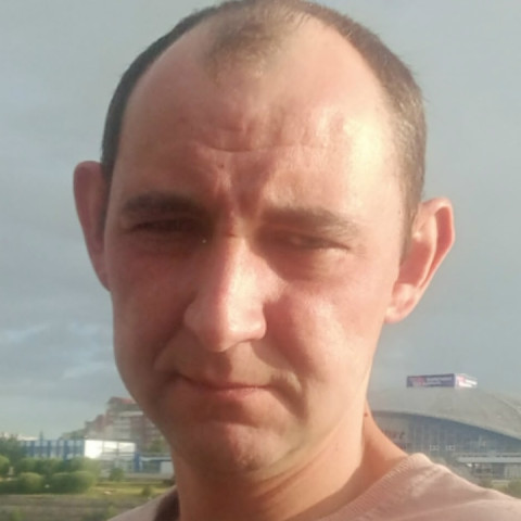 Слава, Челябинск, 34 года, 1 фото. Ищу девушку пока для общения а может и больше с 26 лет до 37!  Анкета 899103. 