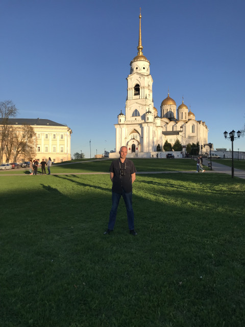 Александр, Россия, Москва, 48 лет, 2 ребенка. Девушка от 35+ и старше) 
Маму дочкам не ищу, уже взрослые
Гостевой брак и просто так пожить-потусить...  Анкета 899474. 