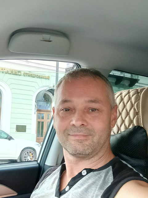 Вадим, Санкт-Петербург, м. Ленинский проспект, 51 год, 2 ребенка. Хочу встретить стройную симпатичную женщину, для любви и совместного времяпровождения.  Анкета 899484. 