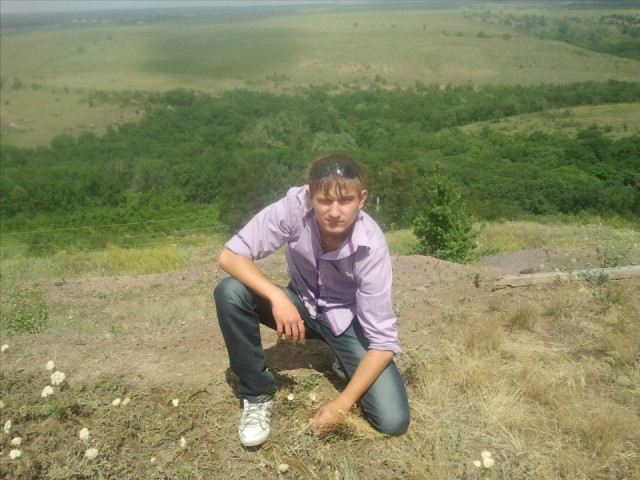Ванек, Россия, Торез, 31 год. Познакомлюсь с женщиной для любви и серьезных отношений, дружбы и общения.  Анкета 899755. 