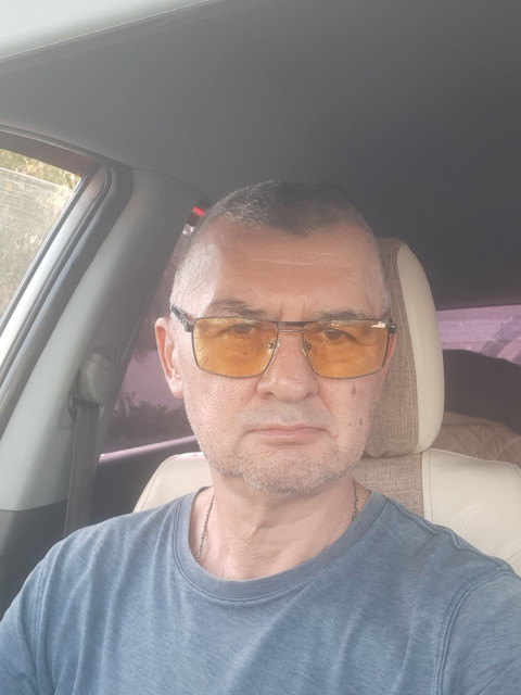 Рустем, Россия, Казань, 53 года, 2 ребенка. Познакомлюсь с женщиной для брака и создания семьи, дружбы и общения., женщину адекватную, без похотей,...  Анкета 900114. 