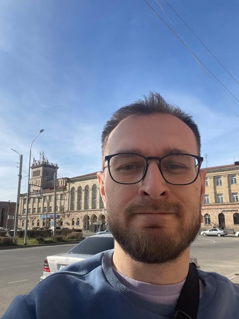 Вадим, Санкт-Петербург, 37 лет. Ищу: Лёгкую,позитивную,готовую к семье  Анкета 900145. 