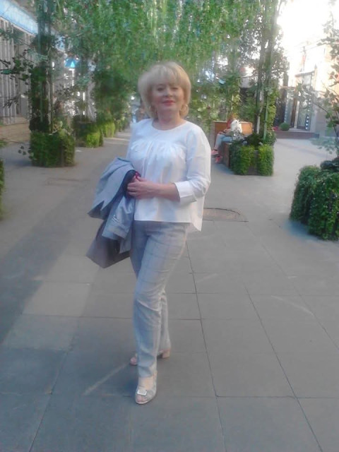 Нина, Россия, Москва, 61 год, 2 ребенка. Познакомлюсь с мужчиной для серьезных отношений. Мужчину к которому будет симпатия Добрый, заботливый,...  Анкета 900238. 