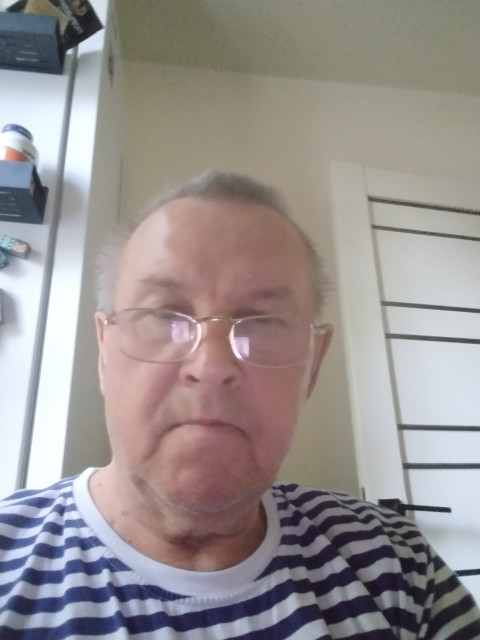 Сергей, Санкт-Петербург, м. Проспект Ветеранов, 67 лет, 1 ребенок. Познакомлюсь с женщиной для дружбы и общения.  Анкета 900804. 