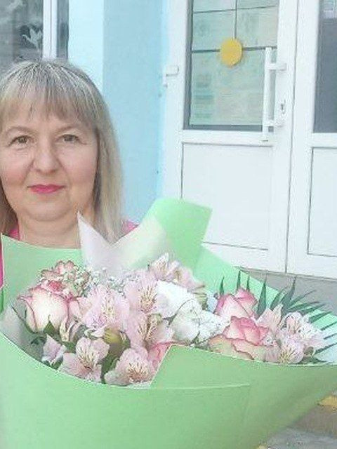 Людмила, Бердянск, 51 год, 1 ребенок. Познакомлюсь с мужчиной для любви и серьезных отношений.  Анкета 900876. 
