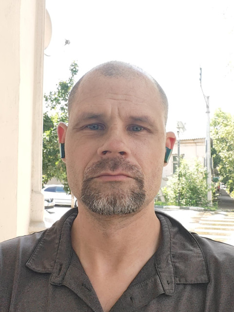 Влад, Россия, Новороссийск, 45 лет, 2 ребенка. Ищу: Для отношений.  Анкета 901379. 