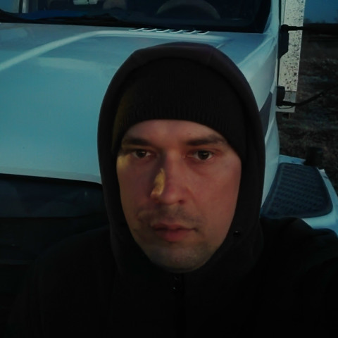 Иван Токарь, Россия, Нижний Новгород, 39 лет. Ищу: Внешность... да, есть требования: хочется симпатичную, стройную, просыпаться утром и видеть что не зря...  Анкета 901394. 