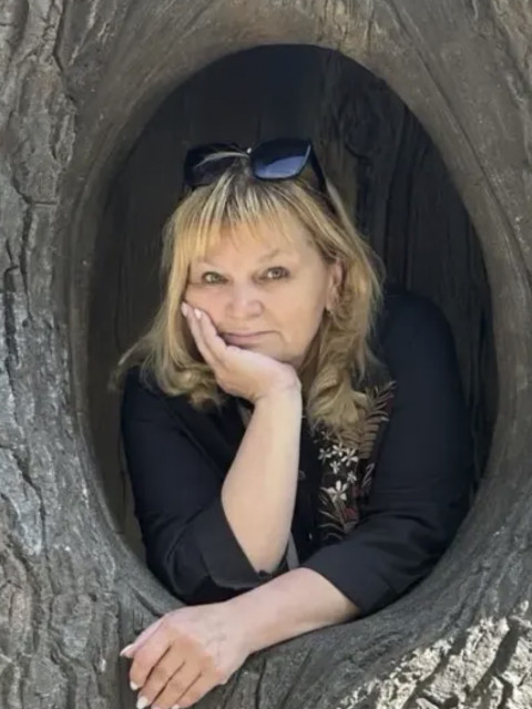 Наталья, Старый Оскол, 56 лет, 1 ребенок. Познакомлюсь с мужчиной для любви и серьезных отношений, брака и создания семьи, дружбы и общения.  Анкета 901572. 