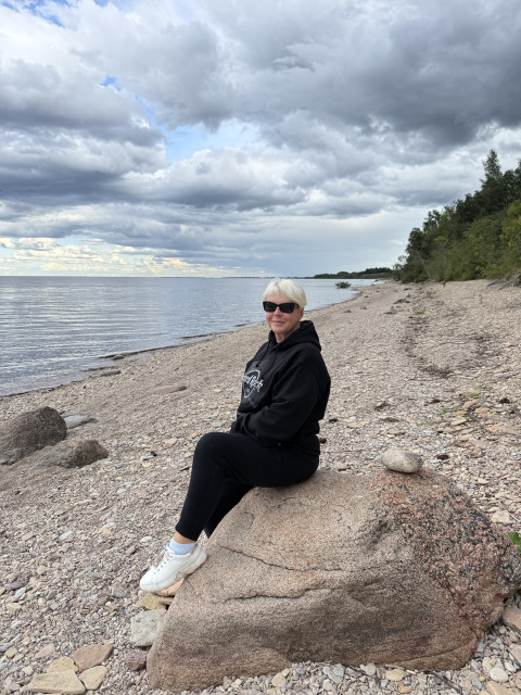 Елена, Россия, Москва, 57 лет, 1 ребенок. Познакомлюсь с мужчиной для любви и серьезных отношений, дружбы и общения.  Анкета 901584. 