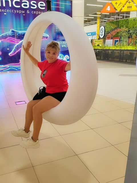 Анна, Россия, Шарья, 45 лет, 2 ребенка. Познакомлюсь с мужчиной 44-50 лет для общения, дружбы, а в дальнейшем как получится. Устала от одиночества....  Анкета 901729. 