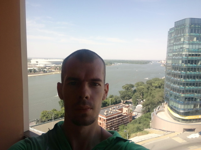 Леонид, Ростов-на-Дону, 36 лет. Познакомлюсь с женщиной для любви и серьезных отношений, дружбы и общения.  Анкета 902225. 