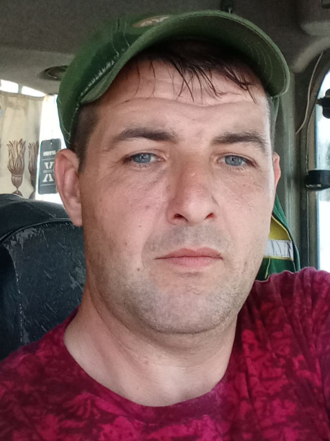 Дмитрий, Москва, м. Коммунарка, 38 лет, 3 ребенка. Познакомлюсь с женщиной для любви и серьезных отношений.  Анкета 902325. 