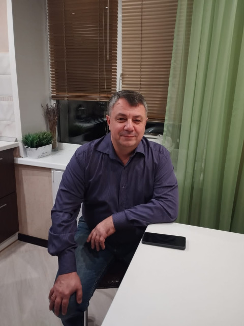Леонид, Россия, Санкт-Петербург, 52 года, 2 ребенка. Он ищет её: женщину для дружбы и общения.  Анкета 902480. 