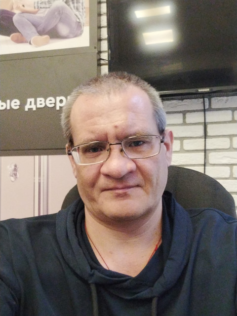 Владимир, Россия, Королёв, 46 лет, 1 ребенок. Он ищет её: женщину для любви и серьезных отношений, брака и создания семьи.   Анкета 902820. 
