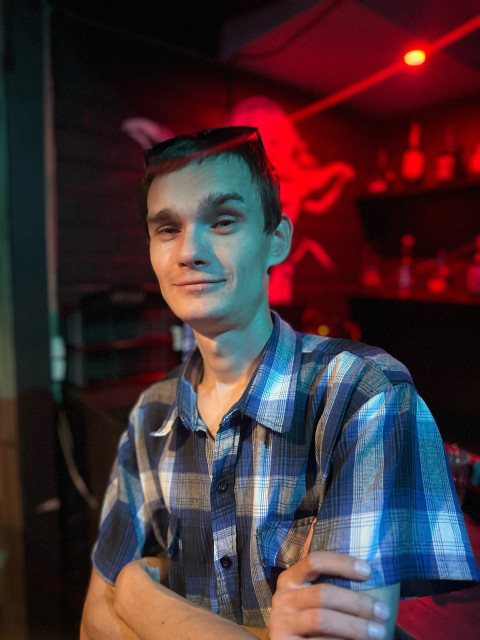 Иван, Россия, Киров, 31 год. Познакомлюсь с женщиной для любви и серьезных отношений, брака и создания семьи.  Анкета 902965. 
