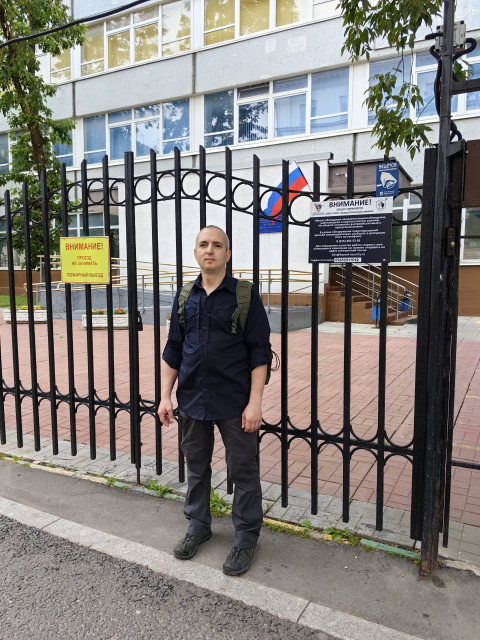 Кирилл, Россия, Москва, 47 лет, 1 ребенок. Ищу: Не помешанную на деньгах, желательно из района недалеко, так как расстояние мешает нормально общаться...  Анкета 903003. 