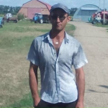 Александр Терехов, Другие страны, 46 лет, 1 ребенок, 1 фото. Ищу: Милую, с чувством юмора, которая вкусно варит борщь.  Анкета 903161. 
