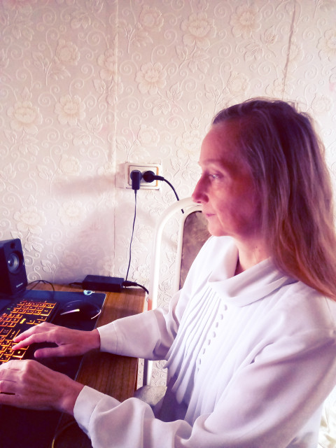 Валя, Россия, Псков, 47 лет, 4 ребенка. Познакомлюсь с мужчиной для любви и серьезных отношений, брака и создания семьи.  Анкета 903203. 