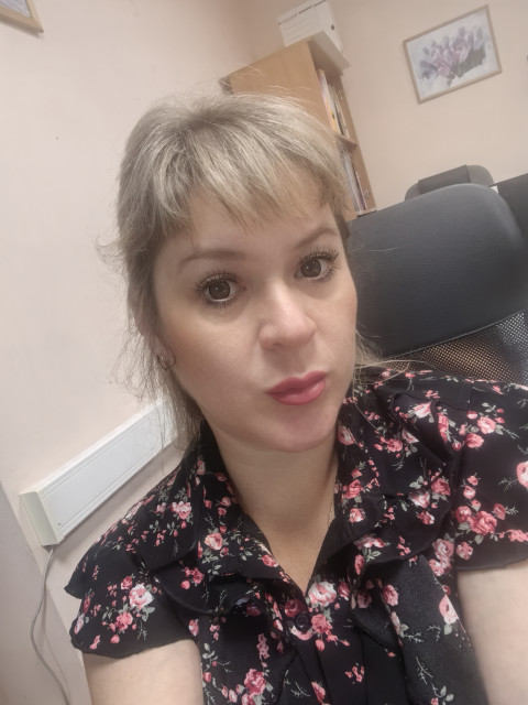 Марина, Ярославль, 44 года, 1 ребенок. Познакомлюсь с мужчиной для любви и серьезных отношений, гостевого брака.  Анкета 903259. 
