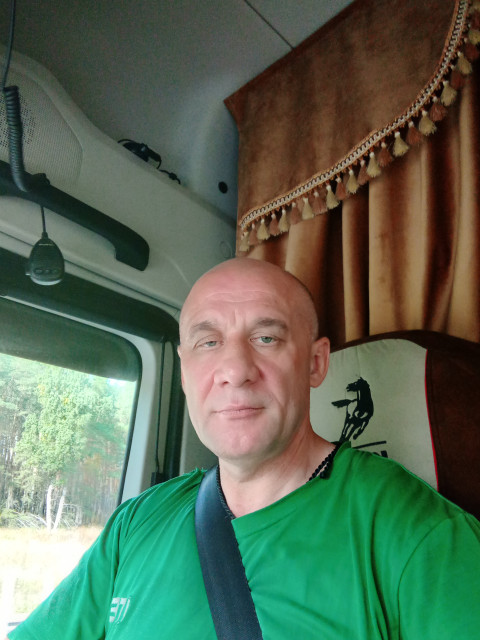 Александр, Россия, Казань, 48 лет. Познакомлюсь с женщиной для любви и серьезных отношений, брака и создания семьи, гостевого брака, воспитания...  Анкета 903378. 