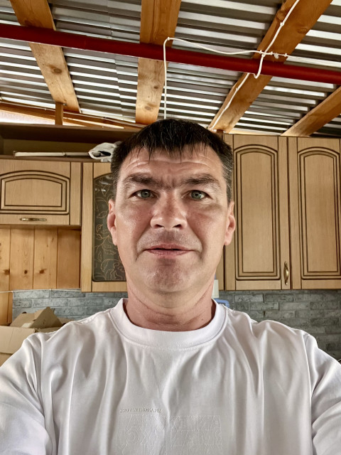 Алексей, Ульяновск, 47 лет, 2 ребенка. Познакомлюсь с женщиной для любви и серьезных отношений.  Анкета 903676. 