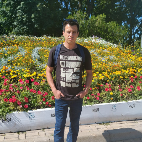 Виталий Захарцов, Донецк, 31 год, 1 ребенок, 1 фото. кому надо спрашивайте )