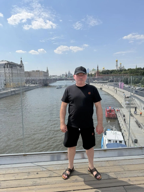 Александр Сергеевич, Россия, Тюмень, 48 лет. Познакомлюсь с женщиной для любви и серьезных отношений, брака и создания семьи, воспитания детей, дружбы...  Анкета 904797. 