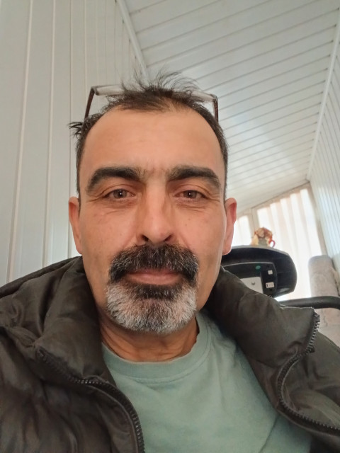 Саффет, Москва, 43 года. Познакомлюсь с женщиной