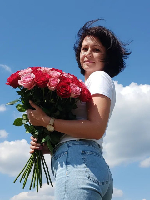 Елена, Томск, 53 года, 1 ребенок, 2 фото. Познакомлюсь с мужчиной для любви и серьезных отношений, брака и создания семьи, дружбы и общения.  Анкета 905324. 