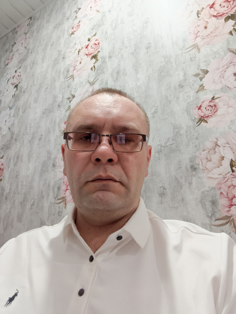 Павел, Россия, Челябинск, 42 года. Познакомлюсь с женщиной для любви и серьезных отношений, дружбы и общения.  Анкета 905332. 