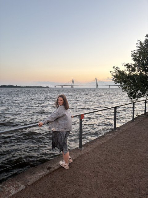 Анна, Россия, Санкт-Петербург, 40 лет, 1 ребенок. Познакомлюсь с мужчиной без вредных привычек  Анкета 905368. 