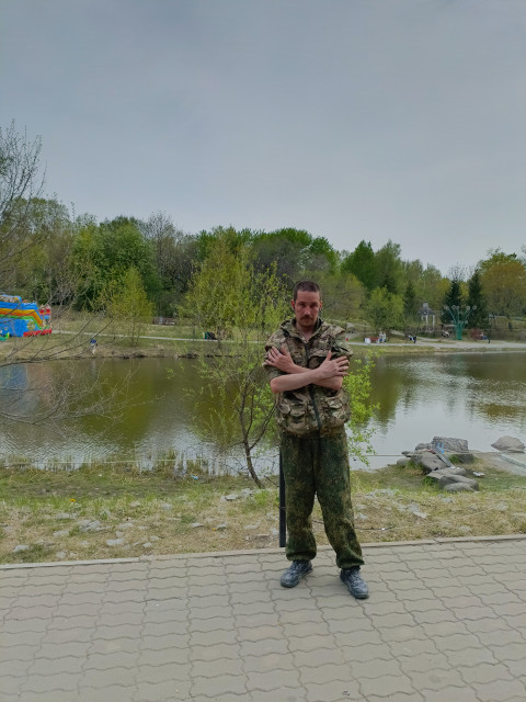 Денис, Хабаровск, 32 года. Познакомлюсь с женщиной для брака и создания семьи.  Анкета 905663. 
