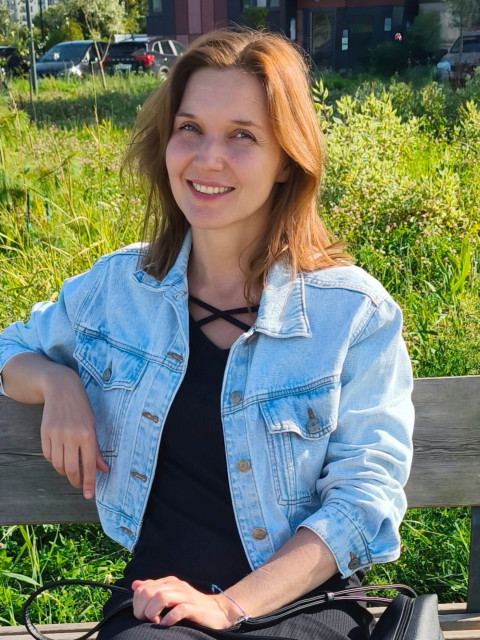 Марина, Россия, Великий Новгород, 39 лет, 2 ребенка. Ищу: Курящие мужчины не нравятся совсем, как и пьющие, много, каждый день... 
Не нравятся в весе и с животами,...  Анкета 905815. 