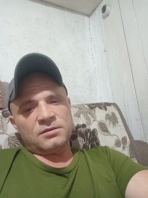 Андрей, Новосибирск, 40 лет, 1 ребенок, 1 фото. Познакомлюсь с женщиной для дружбы и общения.  Анкета 906004. 