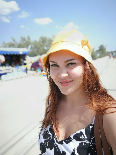 Екатерина, Россия, Санкт-Петербург, 39 лет, 1 ребенок. Познакомлюсь с мужчиной для брака и создания семьи, воспитания детей, рождения совместных детей.  Анкета 906008. 